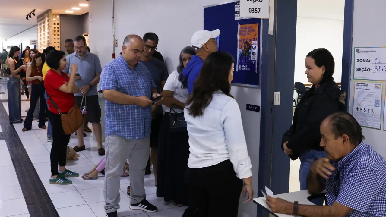 Tela do aplicativo e-título mostrando a opção 'onde votar'