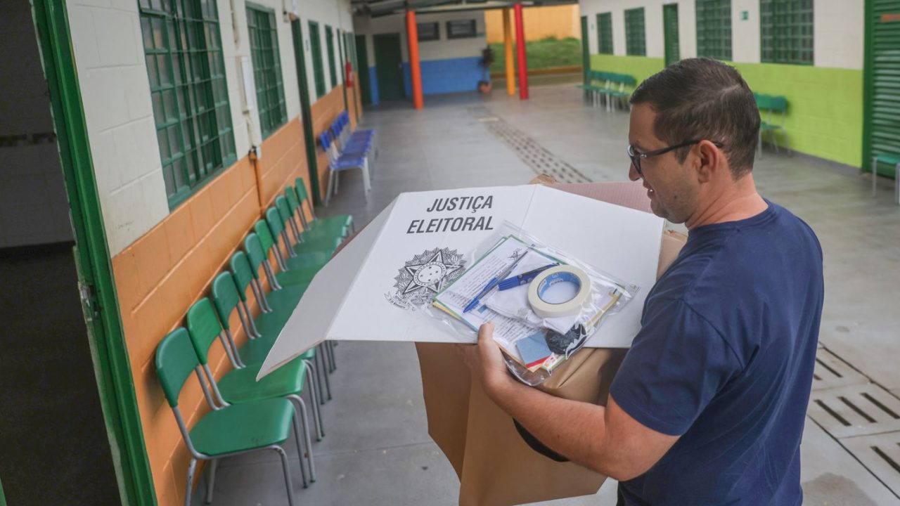 Tela do serviço Autoatendimento Eleitoral mostrando número do título e local de votação