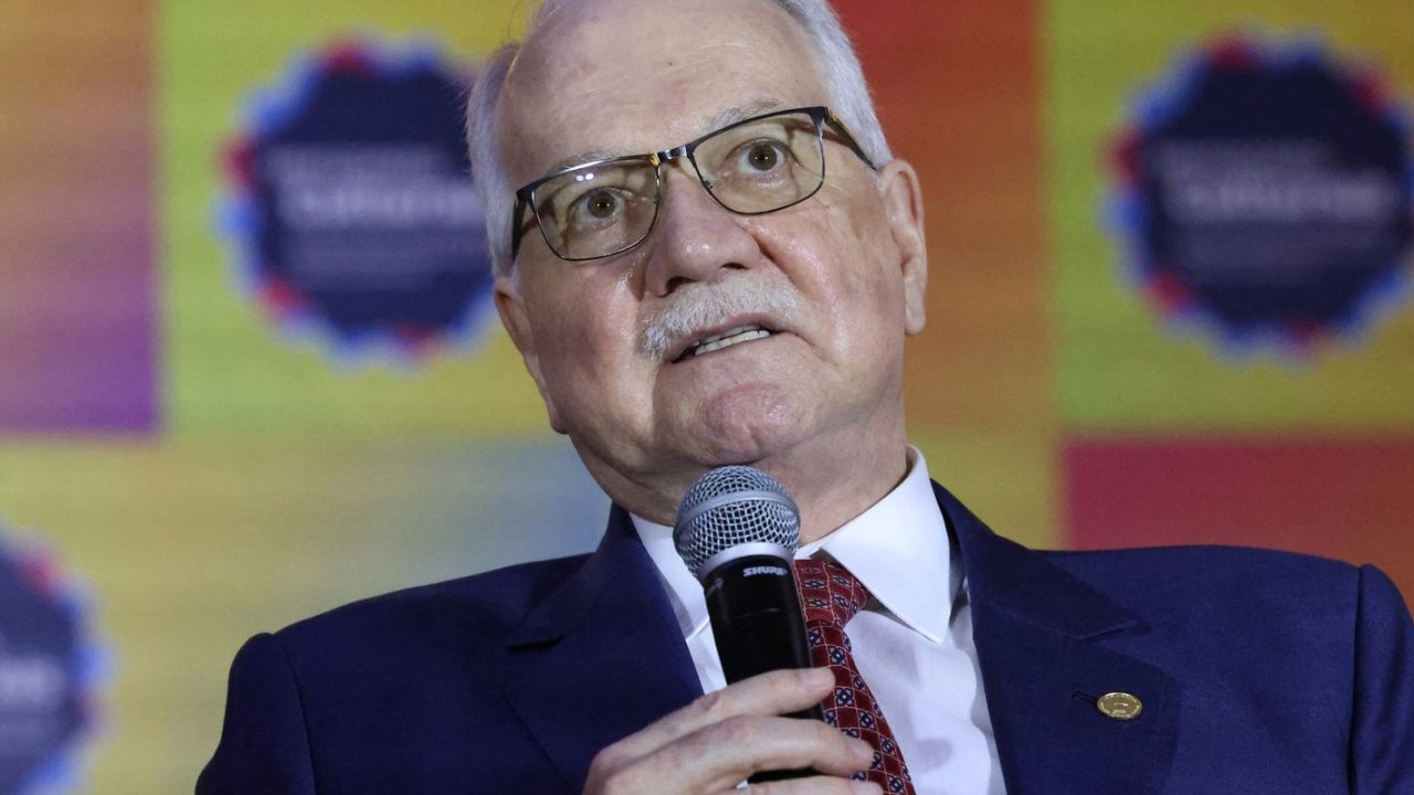 Ministros do STF em sessão plenária