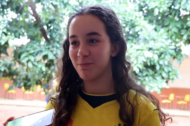 Brasília (DF), 25/10/2026 - Maria Teresa em dia de votação das Eleições 2026, na Escola Paulo Freire.