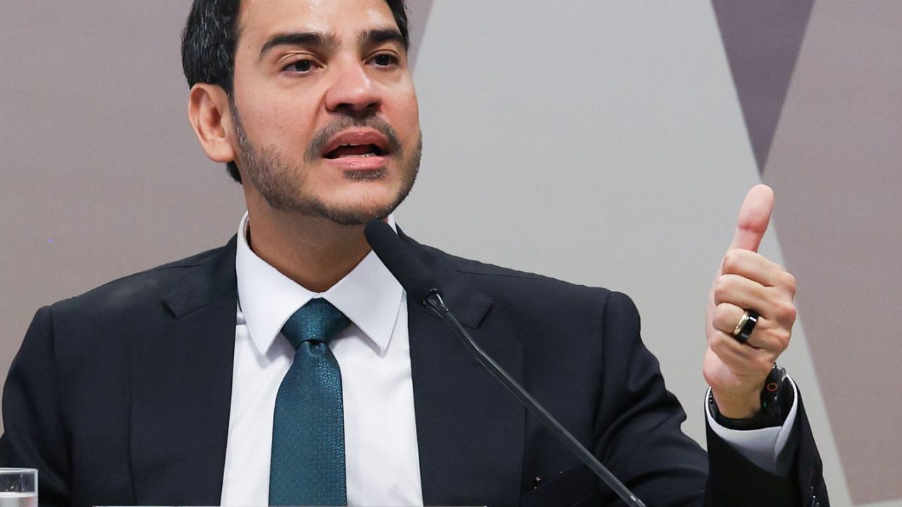 Plenário do Senado Federal aprovando a PEC que elimina a escala 6x1
