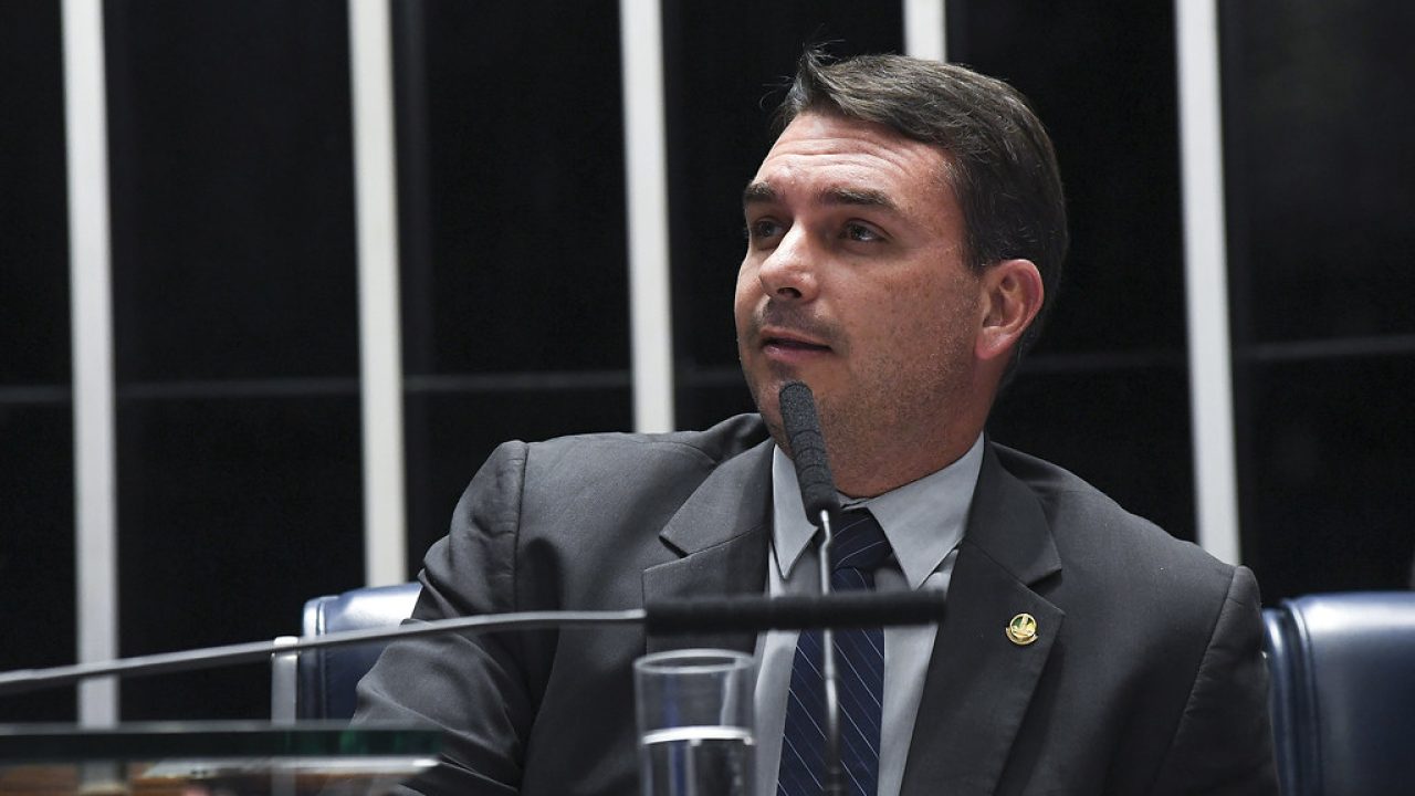Flávio Bolsonaro em sessão do Senado Federal