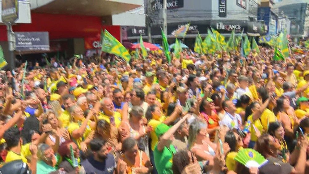 Ato com Flávio Bolsonaro e Douglas Ruas em São Gonçalo, na Região Metropolitana do Rio