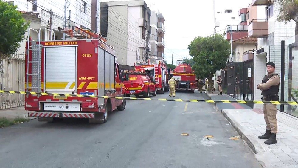 Incêndio atinge prédio no bairro Prado, em BH