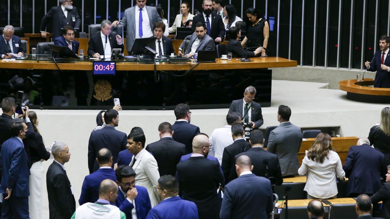 Presidente Luiz Inácio Lula da Silva em sessão do Congresso Nacional
