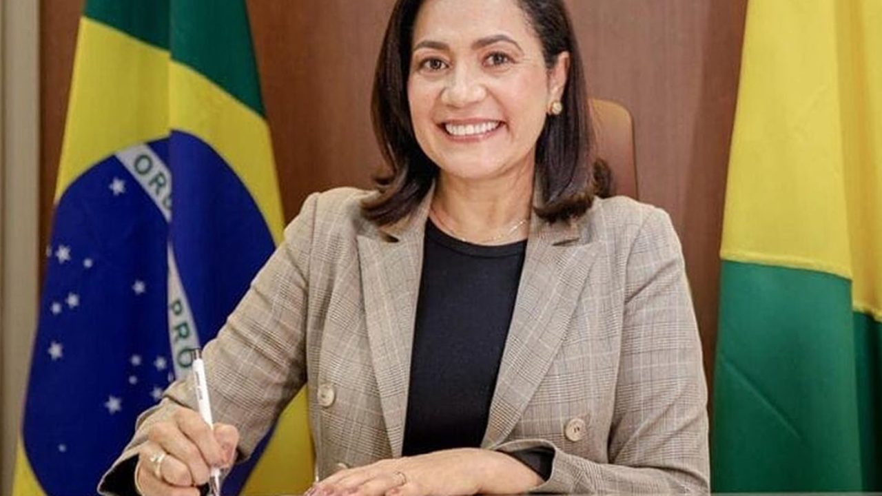 Mailza Assis em campanha para reeleição como governadora do Acre