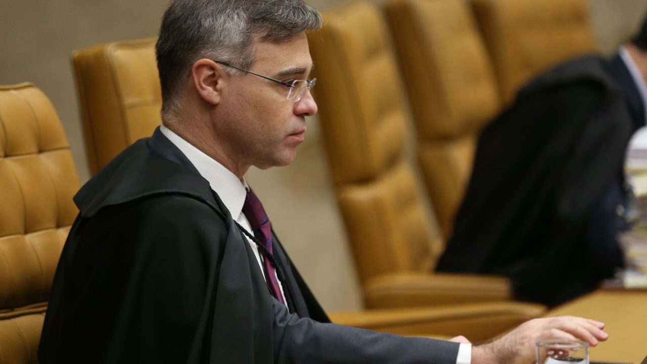 Ministro André Mendonça em sessão do TSE