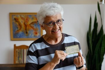 Rio de Janeiro (RJ), 19/10/2026 – Retrato de Suely Mendonça, aposentada de 79 anos que vai exercer o voto nas Eleições de 2026.