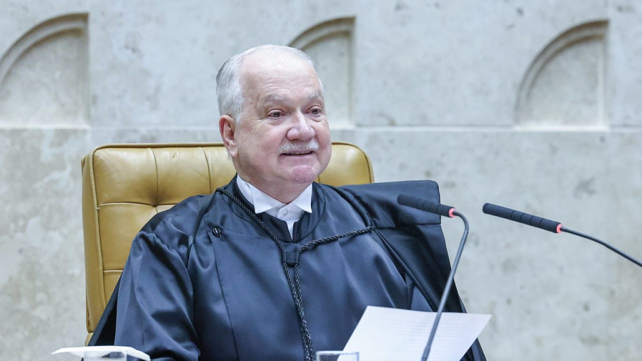 Edson Fachin em sessão do STF