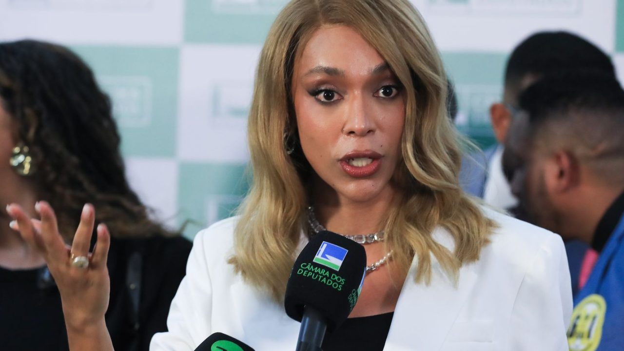 Candidatas do PSOL em campanha eleitoral