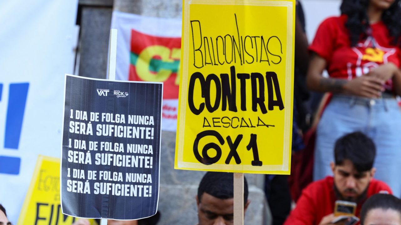 Plenário do Senado Federal aprovando a PEC que elimina a escala 6x1