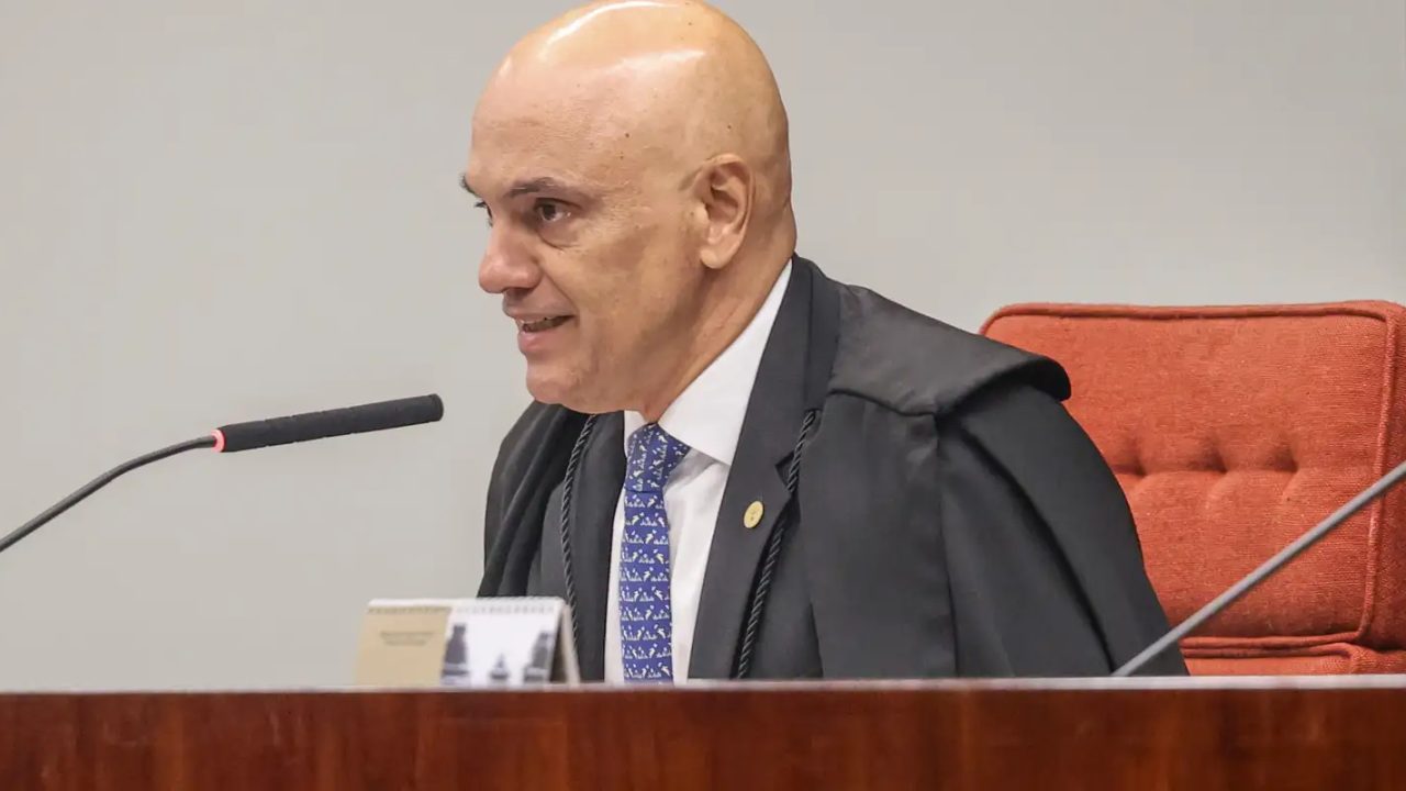 Flávio Bolsonaro e Willer Tomaz em sessão do STF