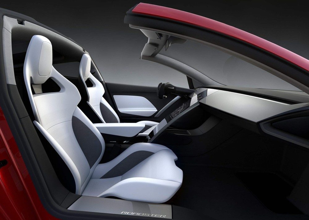 Interior do protótipo do novo Tesla Roadster mostrado em 2017.